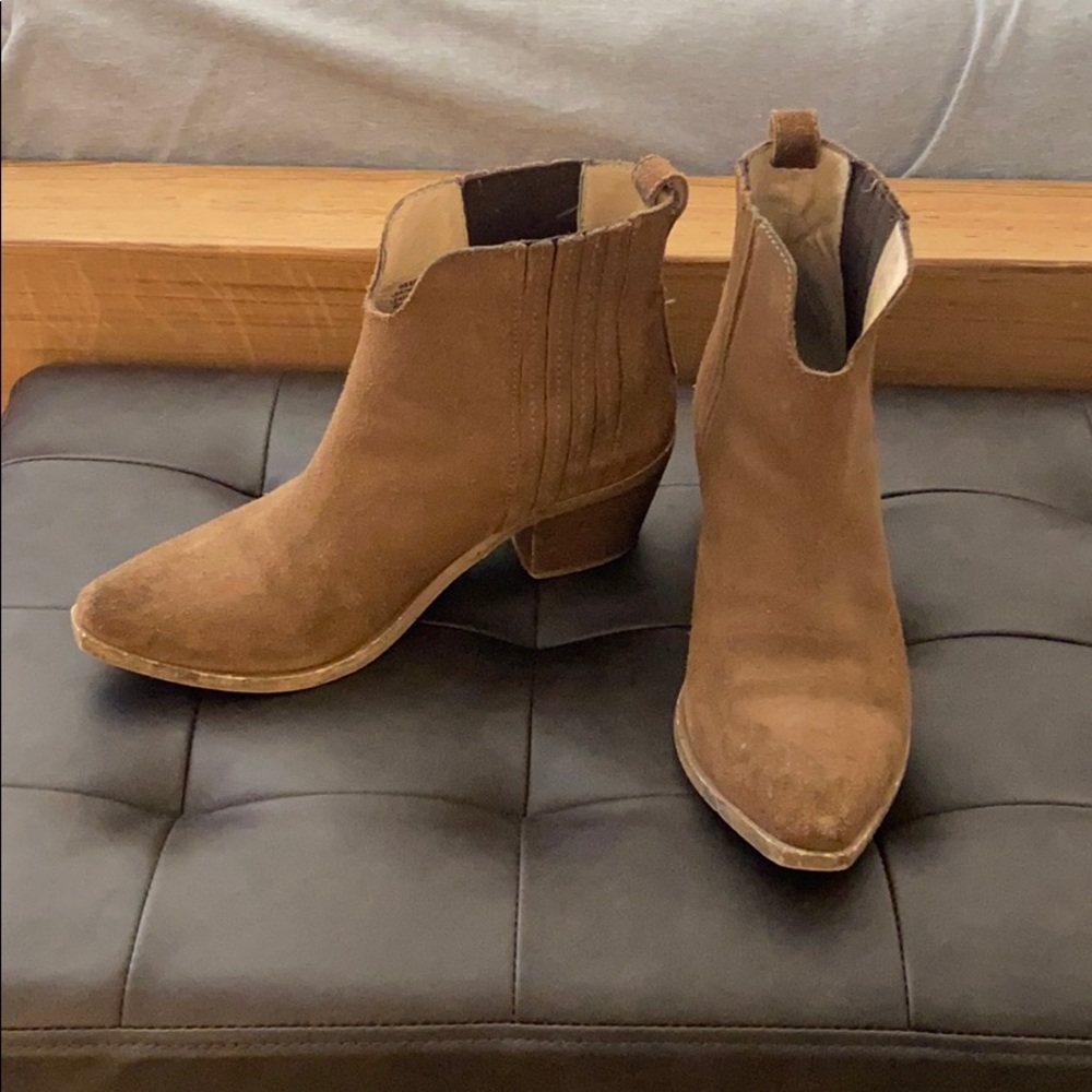 Steven Madden Leather Boots